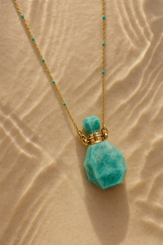 Selene Perfume Necklace