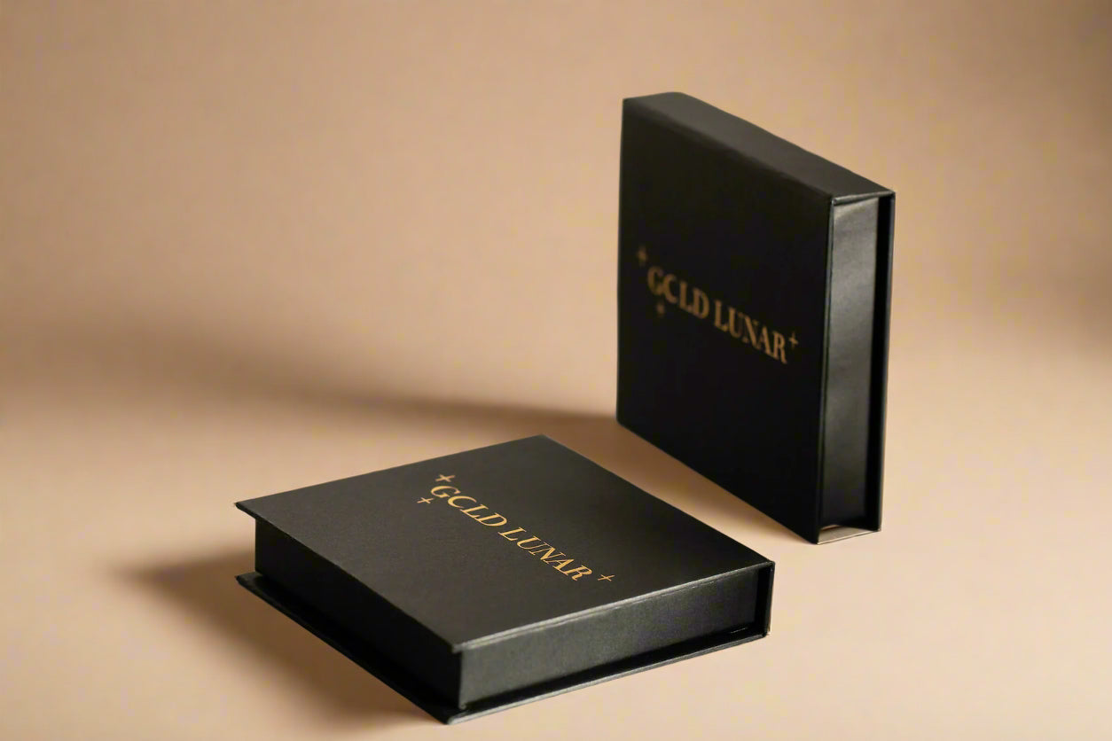 Selene Perfume Necklace